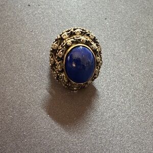 Elegant Silver and Blue Statement Ring